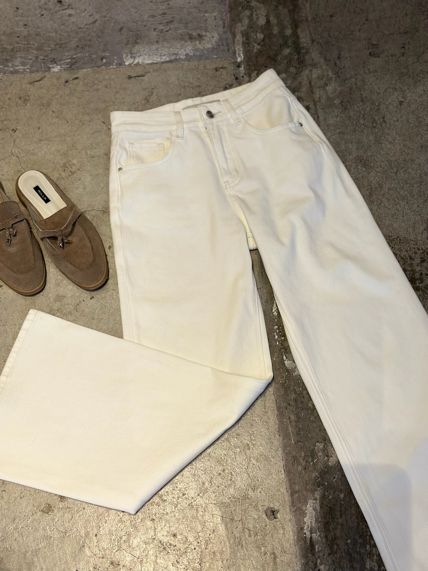 浮雕彈力高腰牛仔褲-白