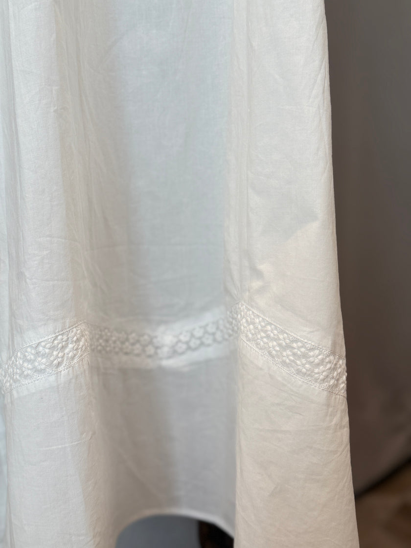 晨光蕾絲拼接長裙-白