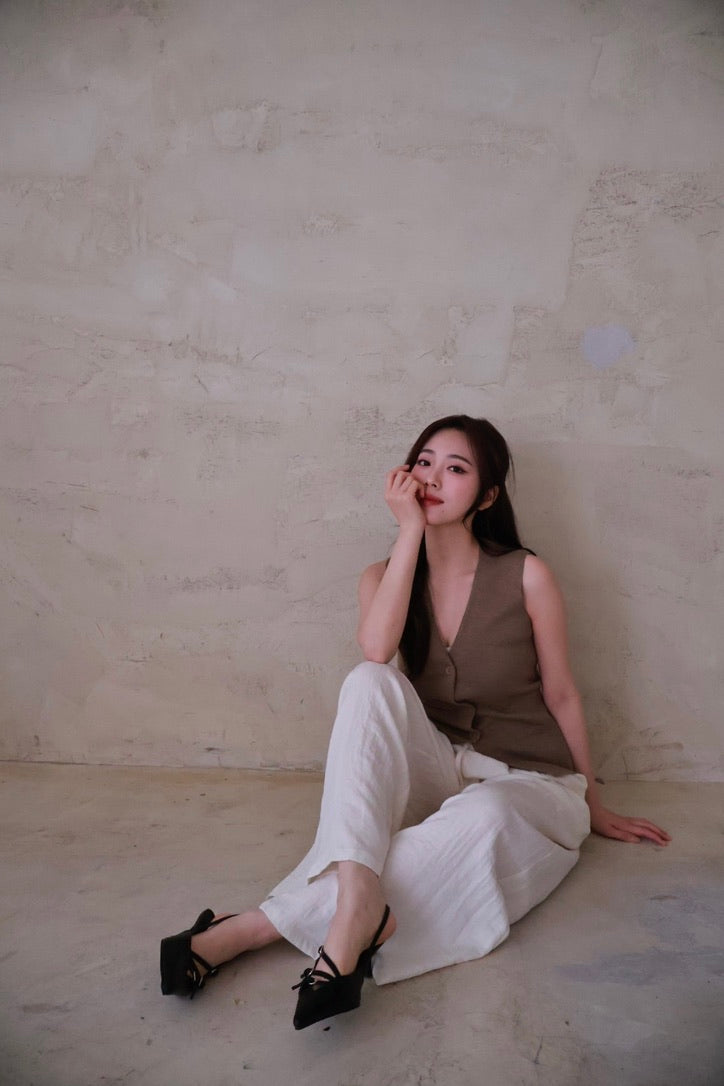 miu系三釦尖頭鞋-黑