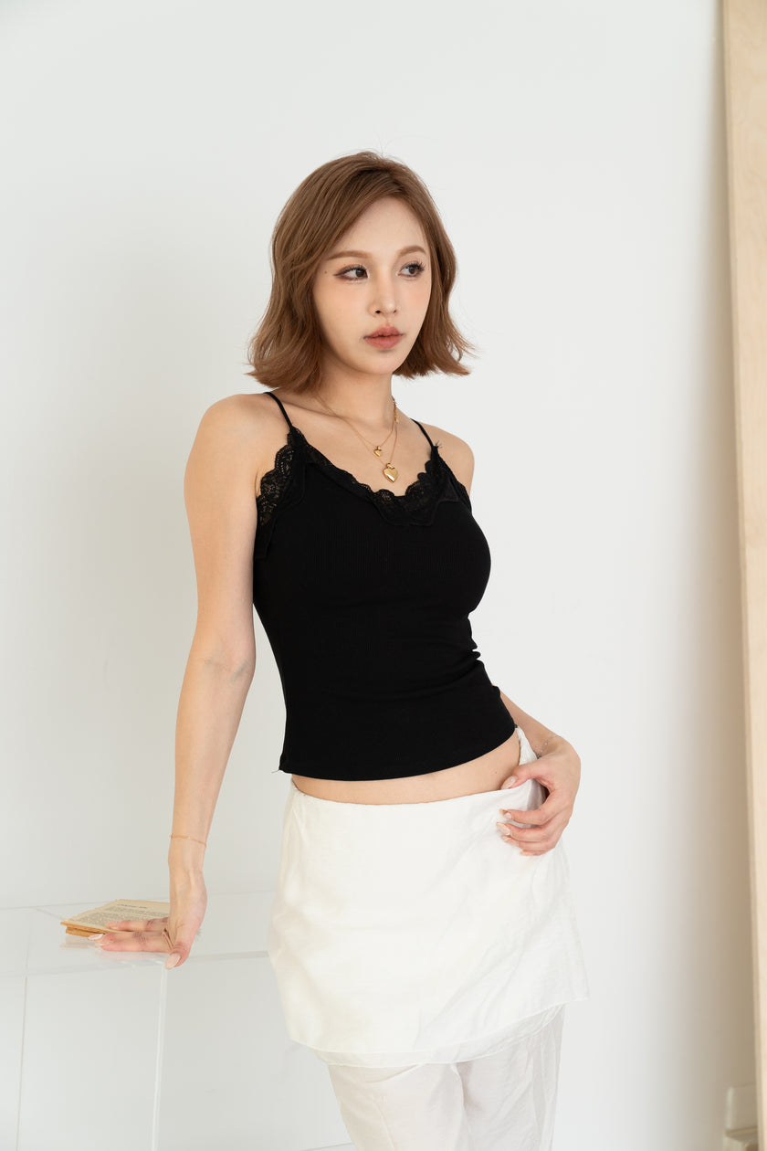 蕾絲細肩Ｖ領Bra top-黑