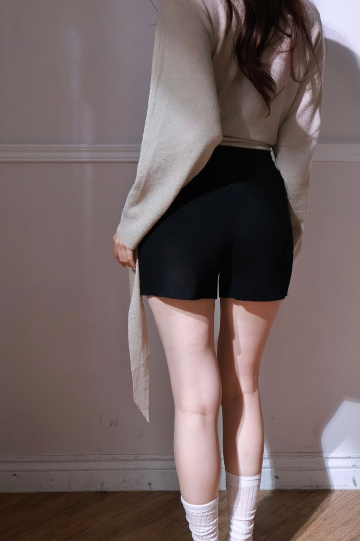 涼感坑條針織短褲-黑