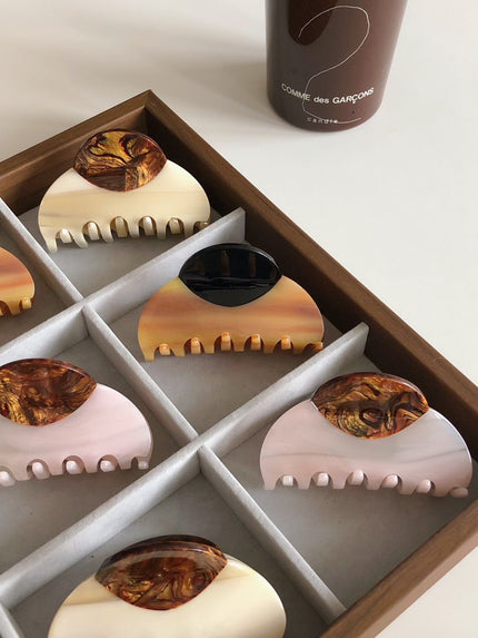 午後貝殼琥珀抓夾-淺粉