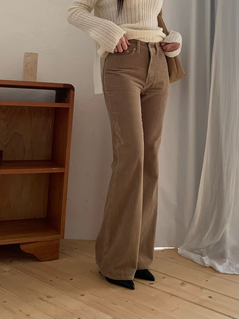 巴恩風燈絨芯小喇叭褲-卡其