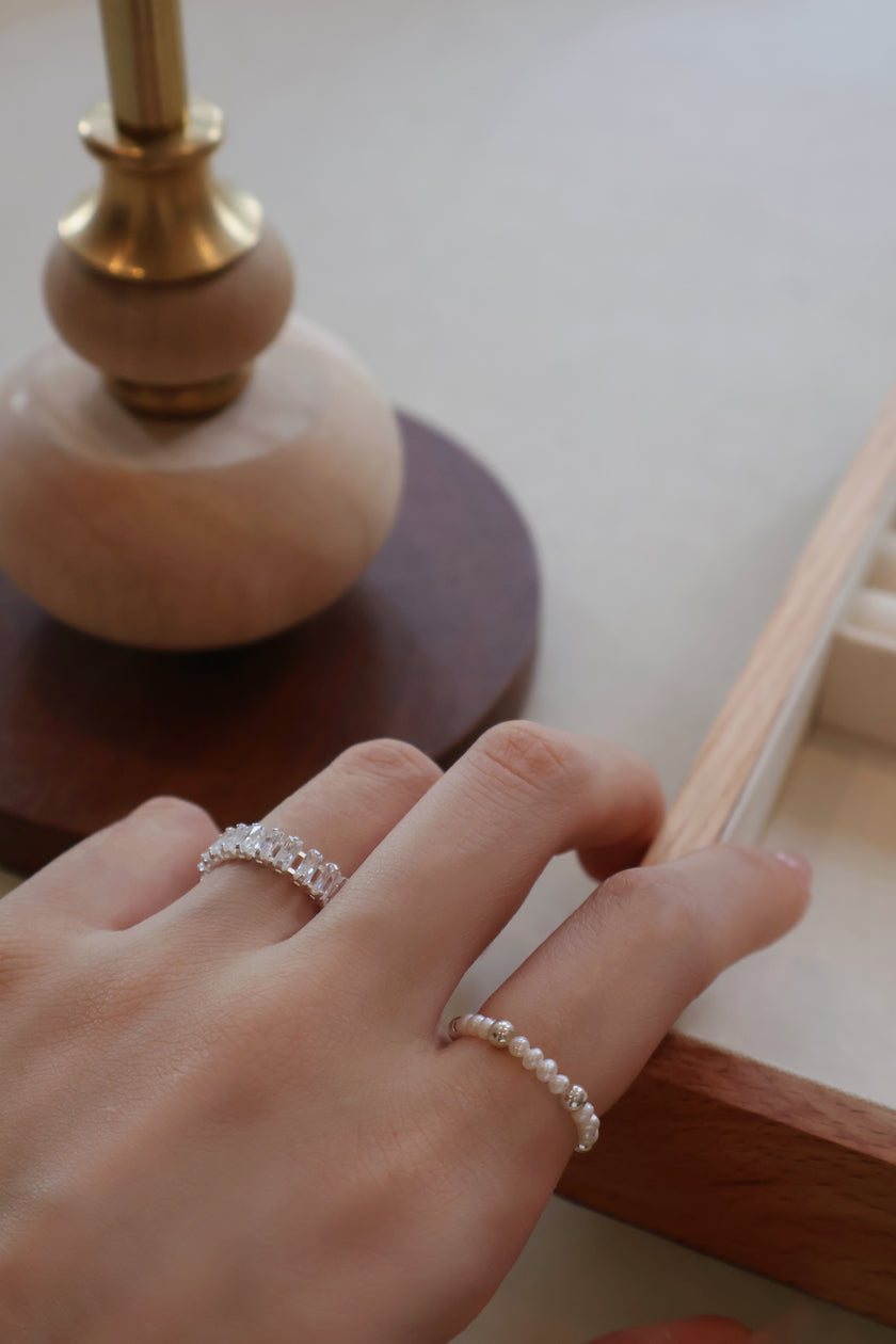 閃耀方糖排鑽戒-銀