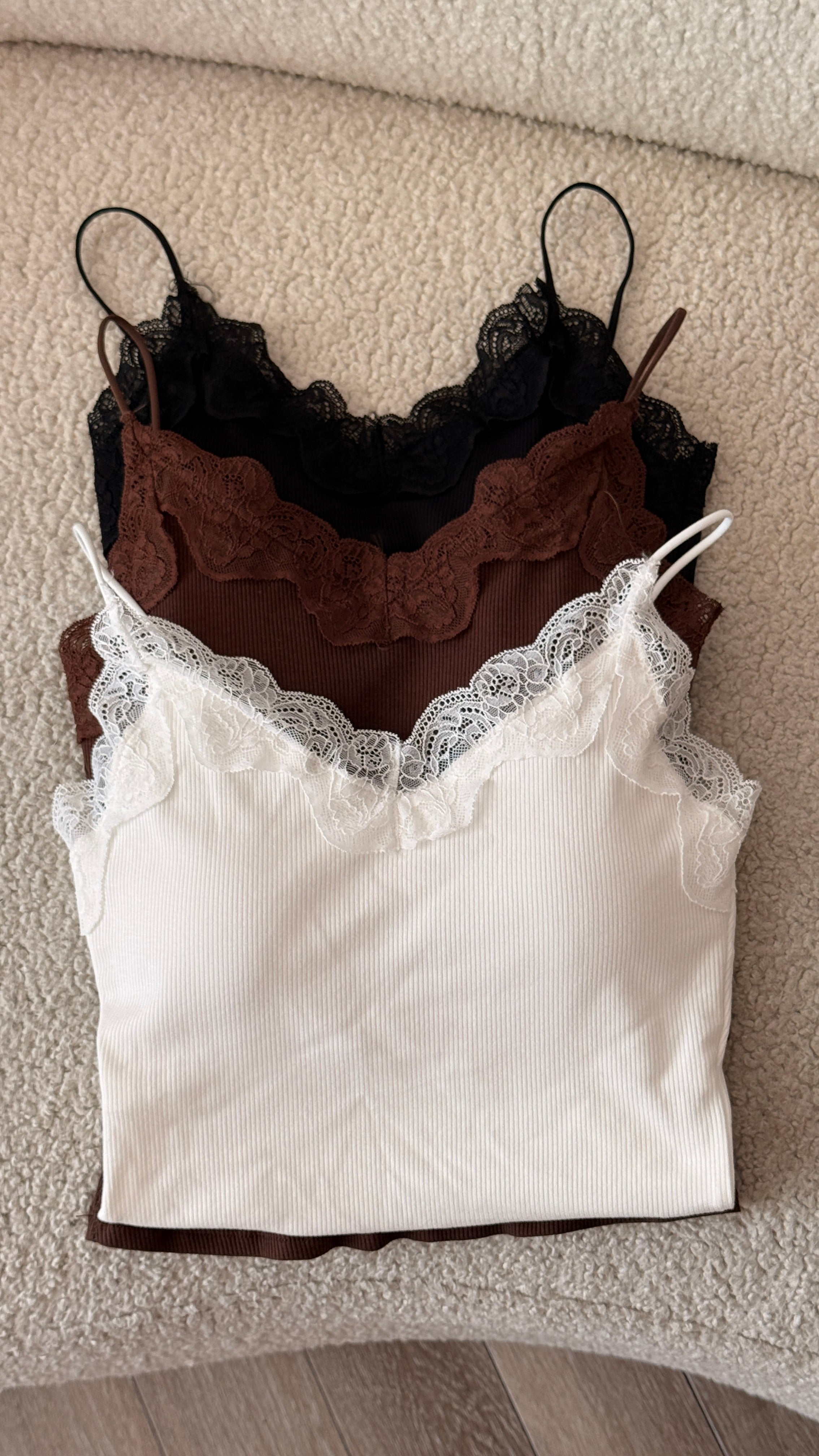 蕾絲細肩Ｖ領Bra top-咖