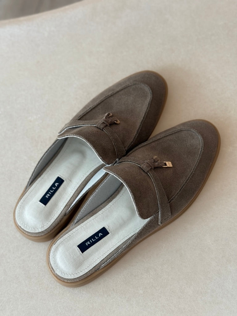 真皮樂福麂皮半拖鞋-沙色