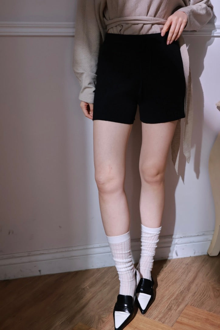 涼感坑條針織短褲-黑