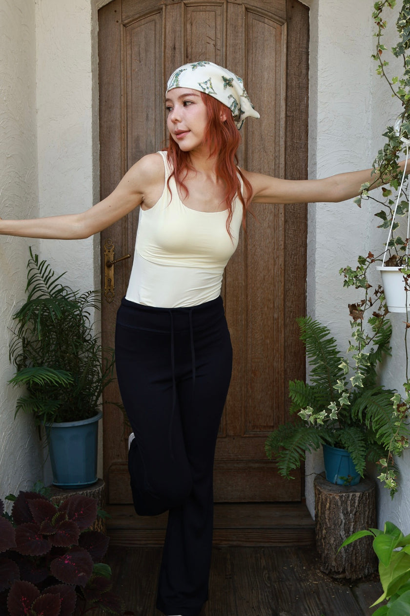 裸感降溫胸墊背心-米杏