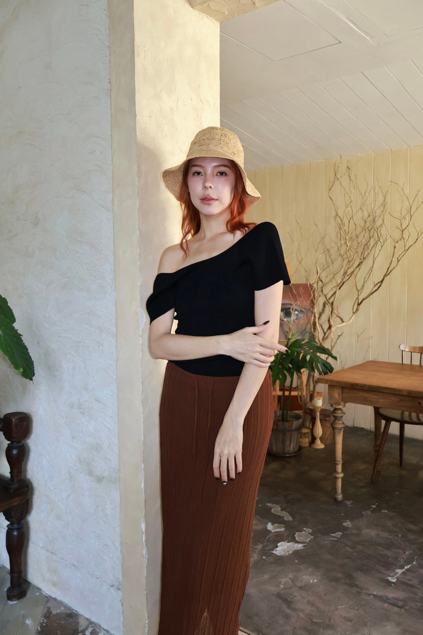 法式美背飛袖上衣-黑