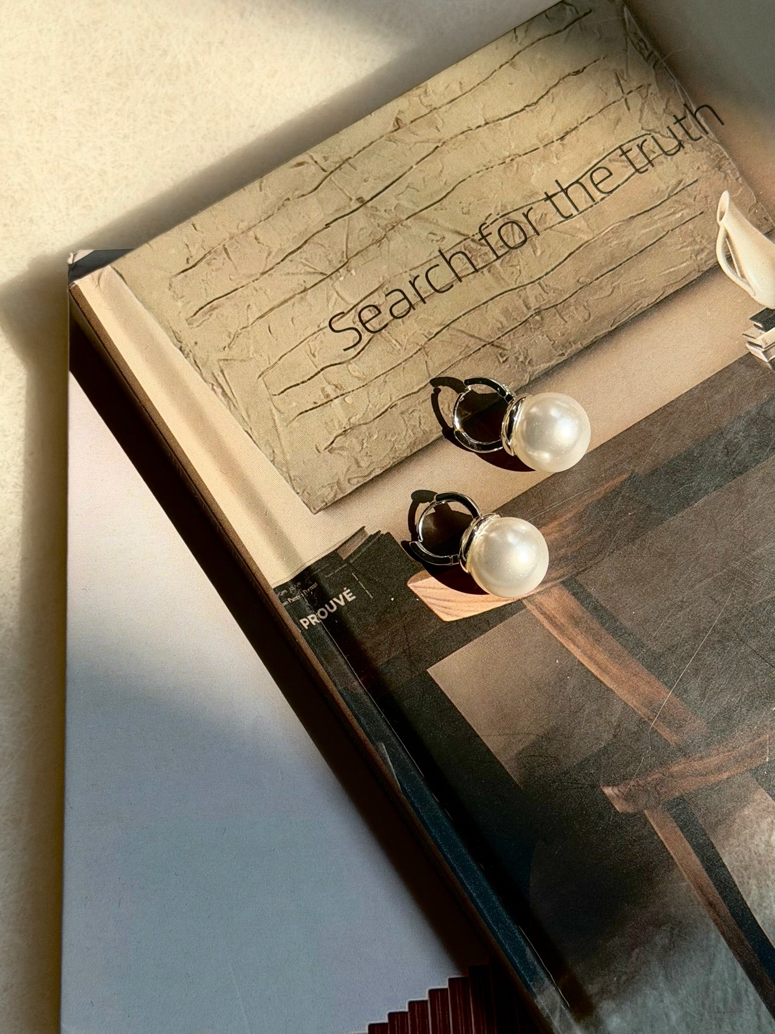 靜奢珍珠吊墜耳環-銀