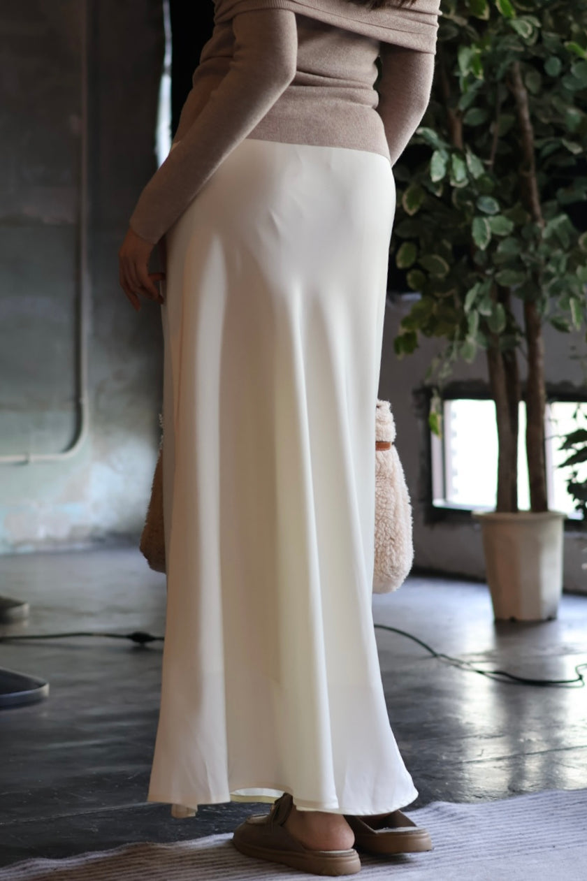 月光鬆緊緞面半裙-米白