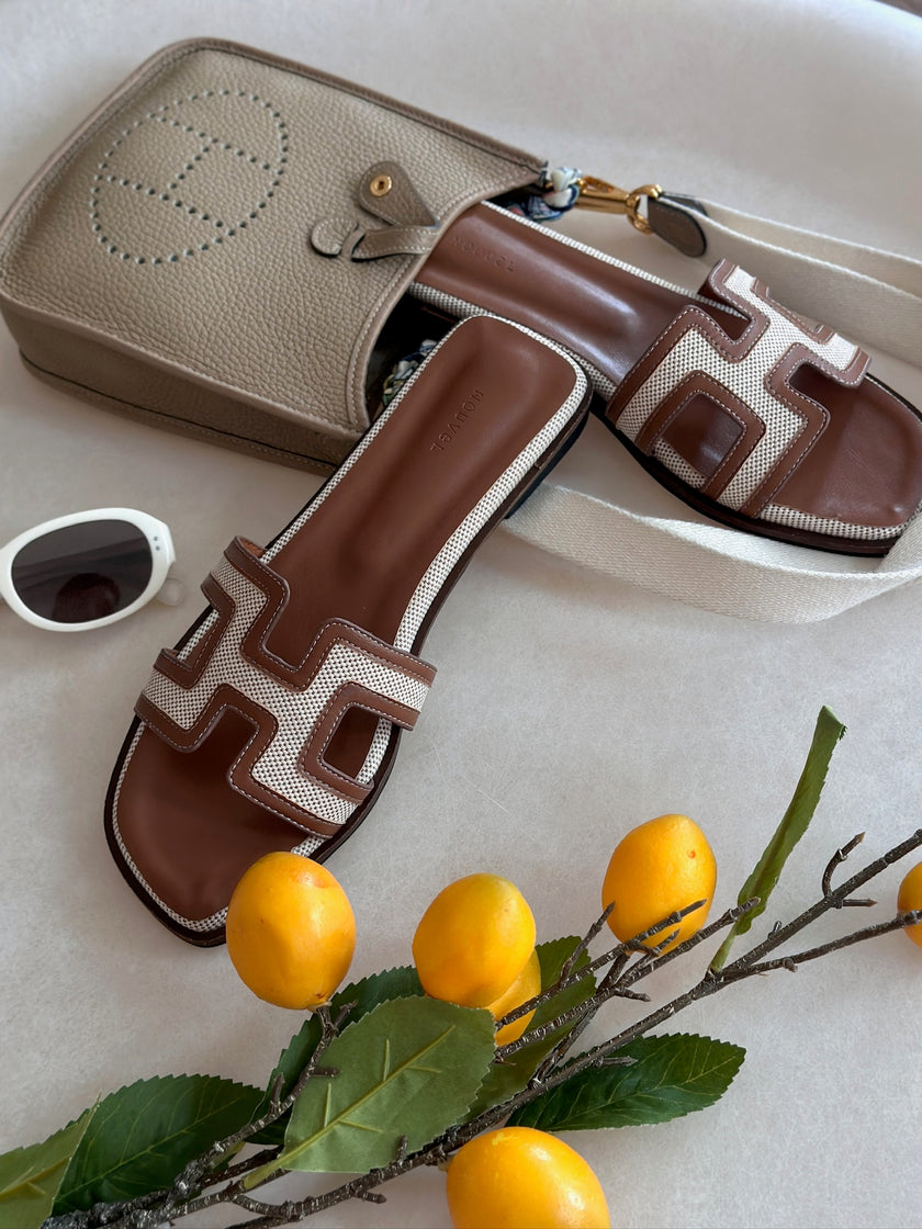 H帆布小牛皮涼拖鞋-金棕