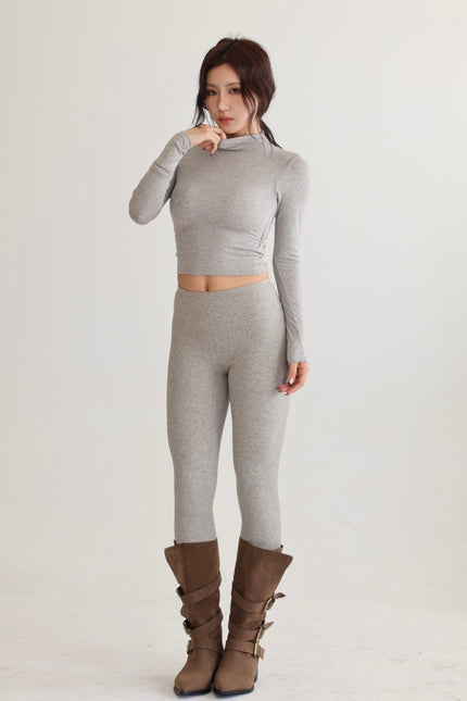 半高領胸墊短版上衣-灰