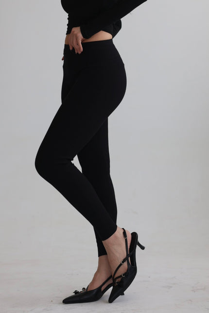 高腰微絨彈力小腳褲-黑