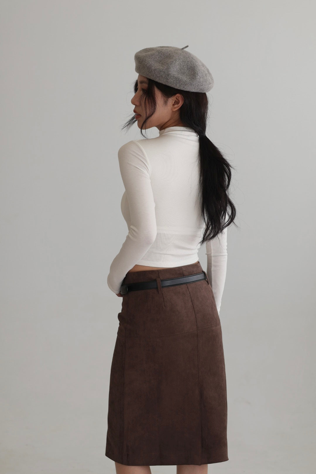 半高領胸墊短版上衣-白