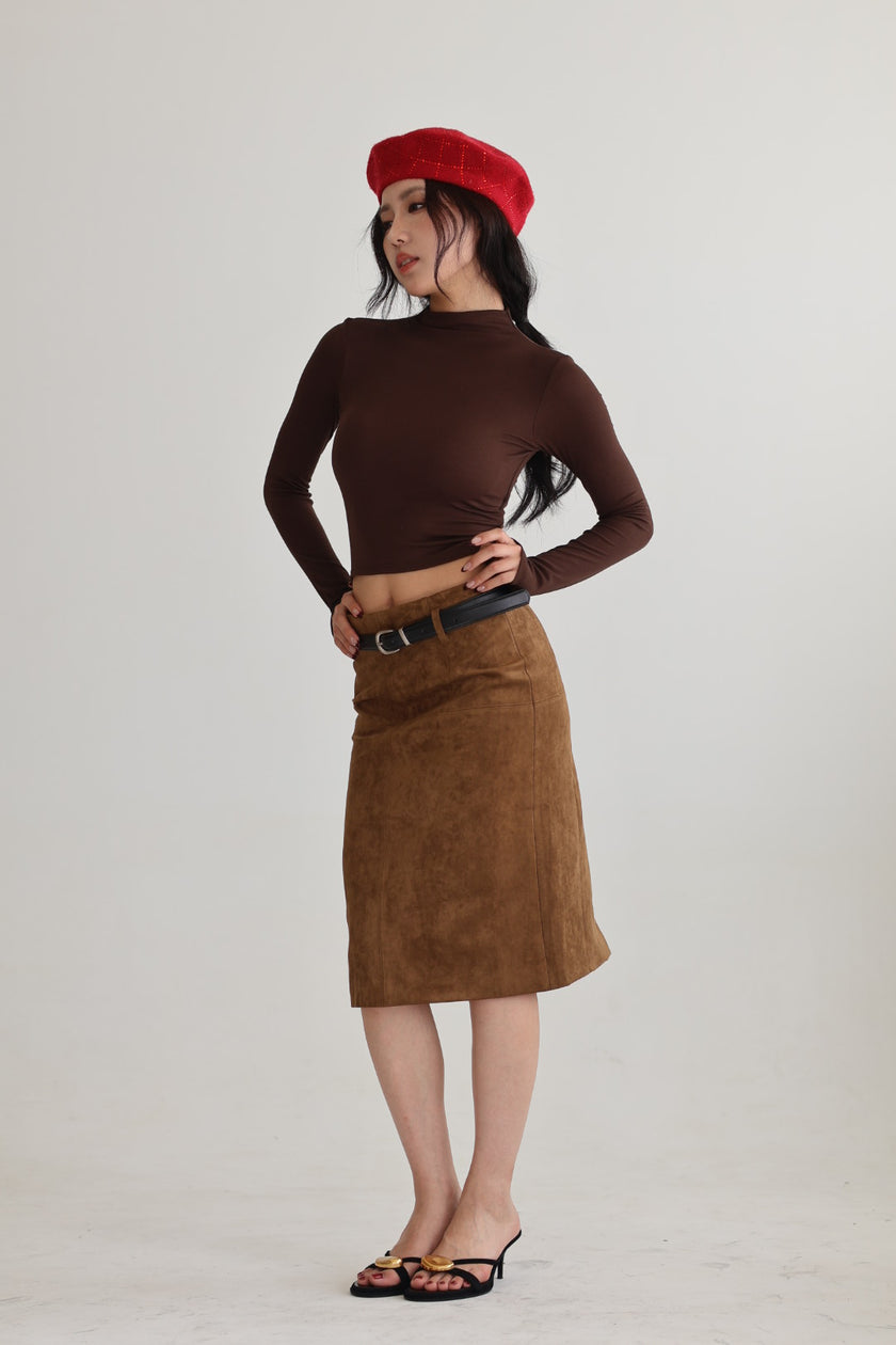 半高領胸墊短版上衣-咖