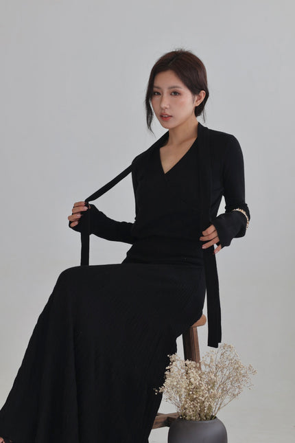 假期飄帶交叉針織上衣-黑