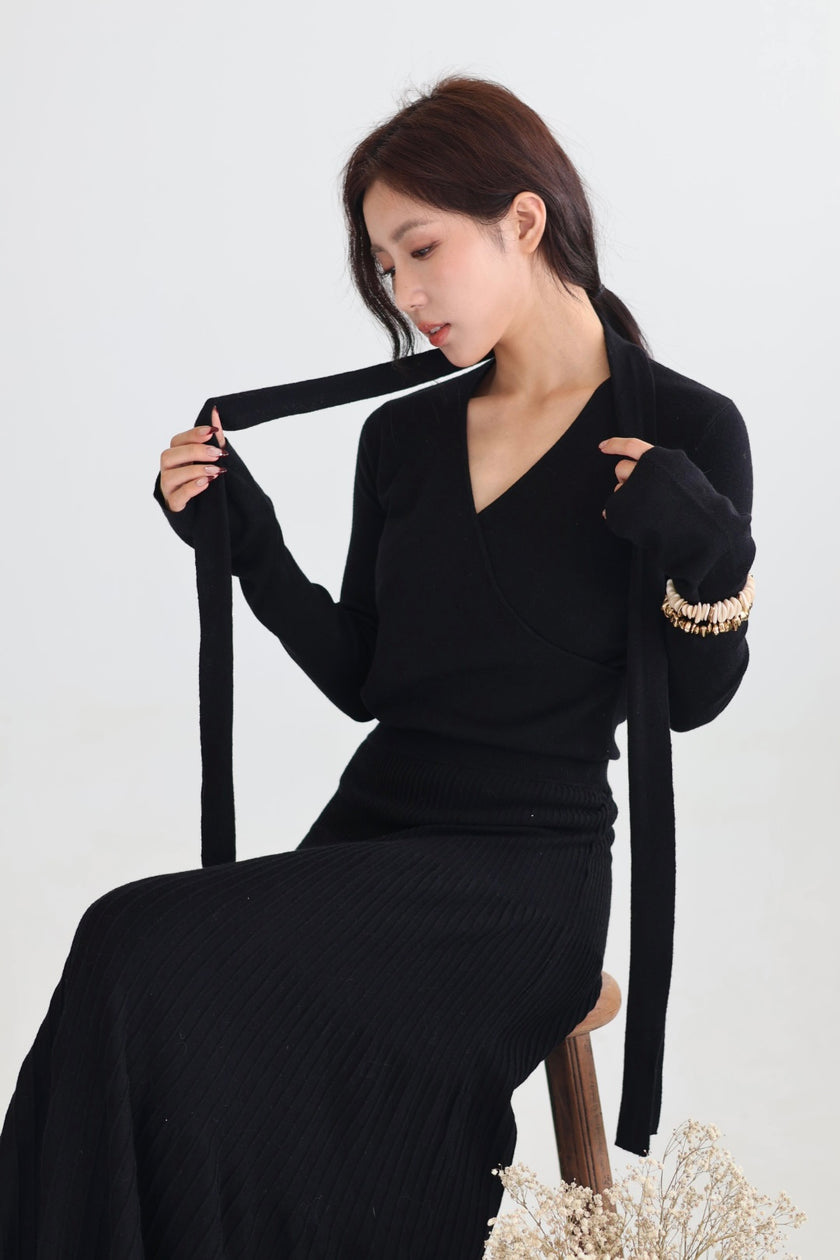 假期飄帶交叉針織上衣-黑