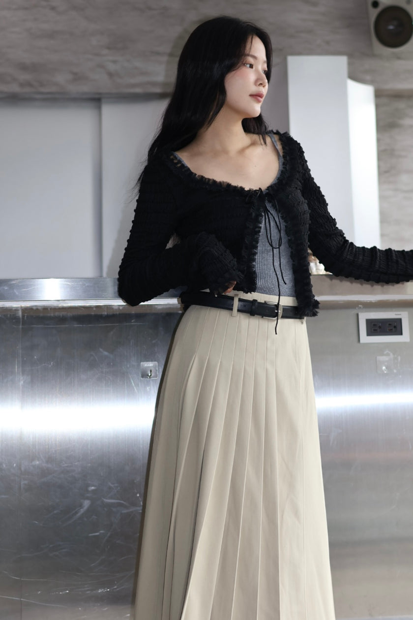 Miu感智性半百褶裙(附皮帶)-卡其