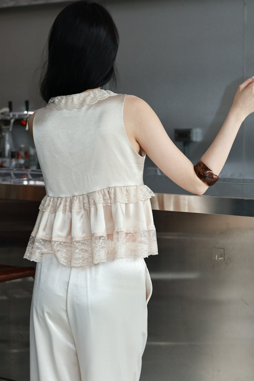 緞光蕾絲綁帶背心-杏
