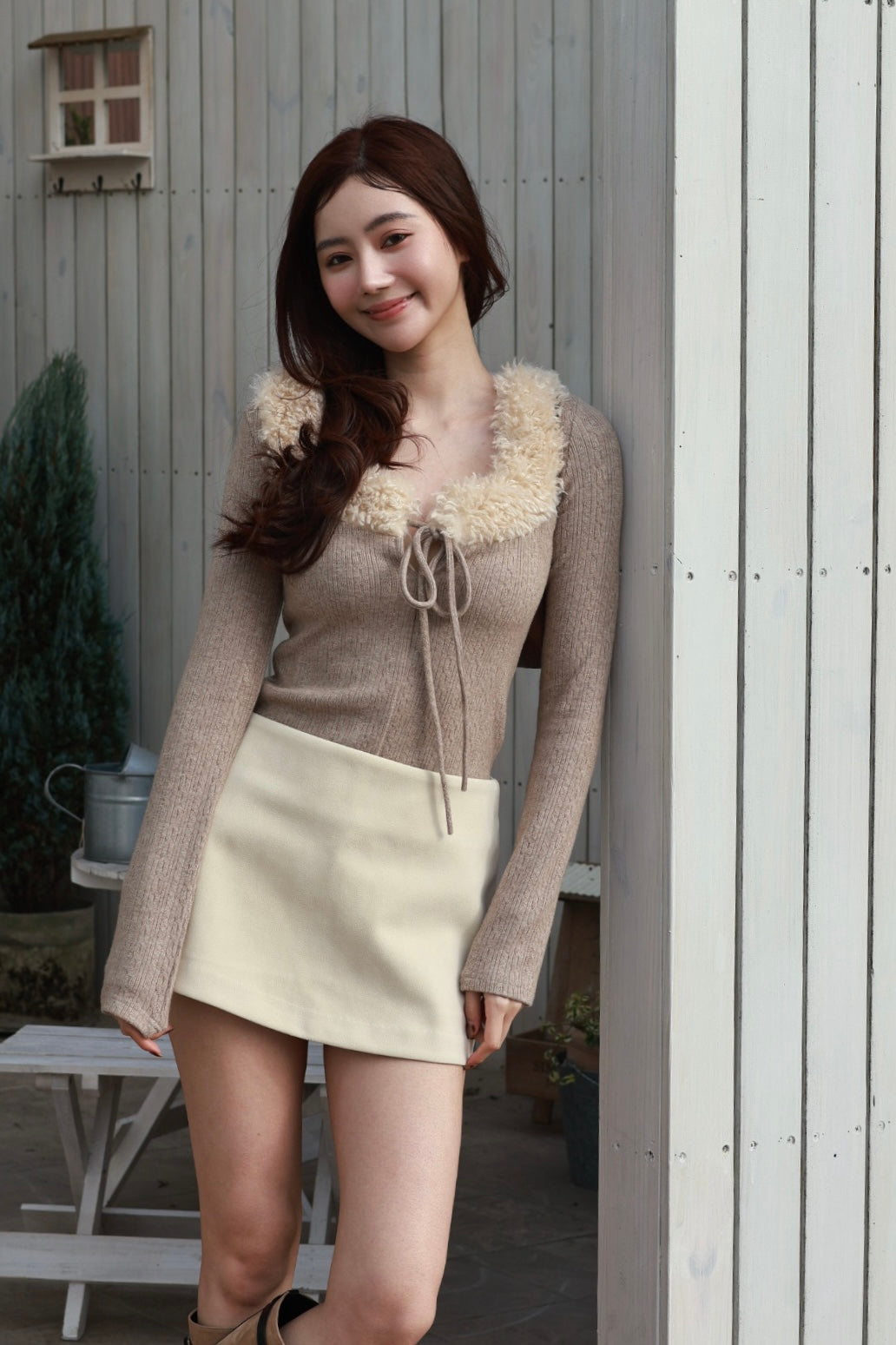 羊毛綁帶毛領針織上衣-卡其