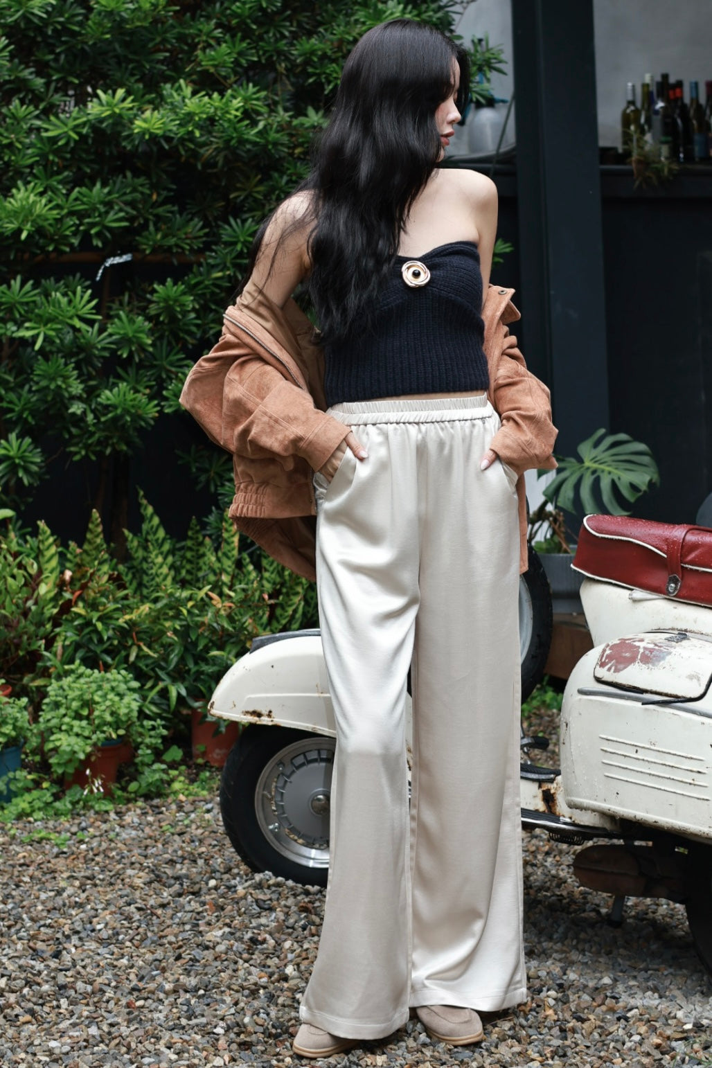 緞光渡假鬆緊寬褲-米白