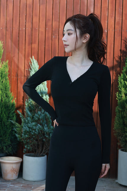 雲感V領開釦胸墊上衣-黑