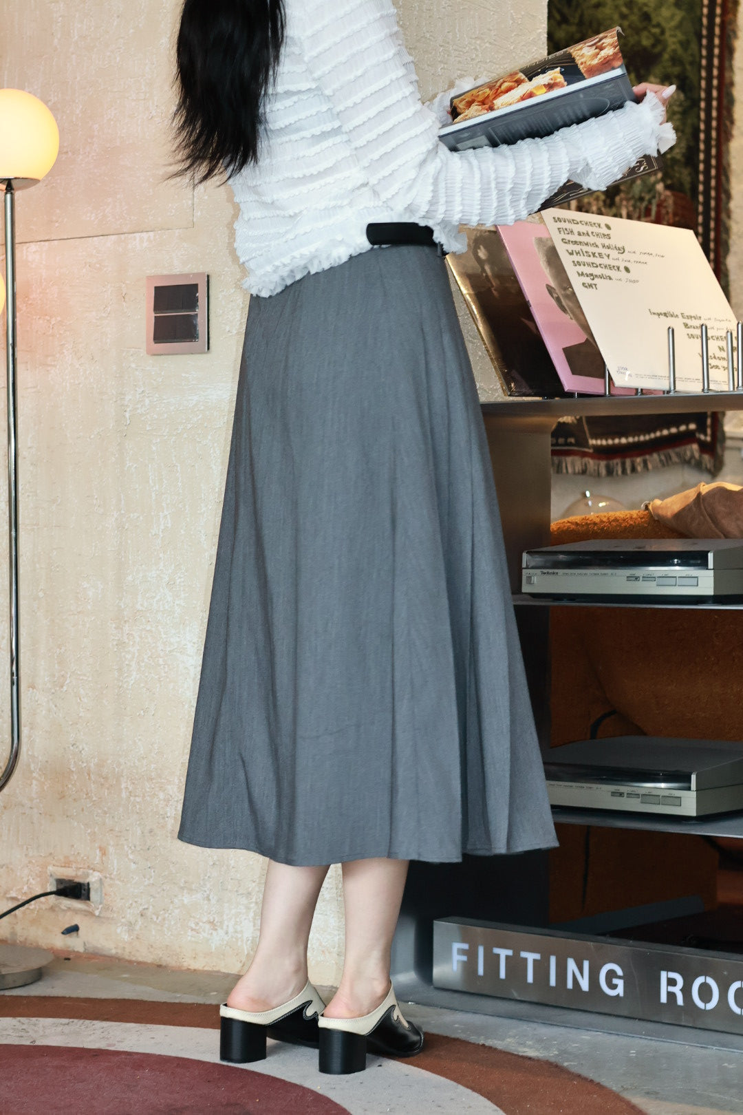 Miu感智性半百褶裙(附皮帶)-灰