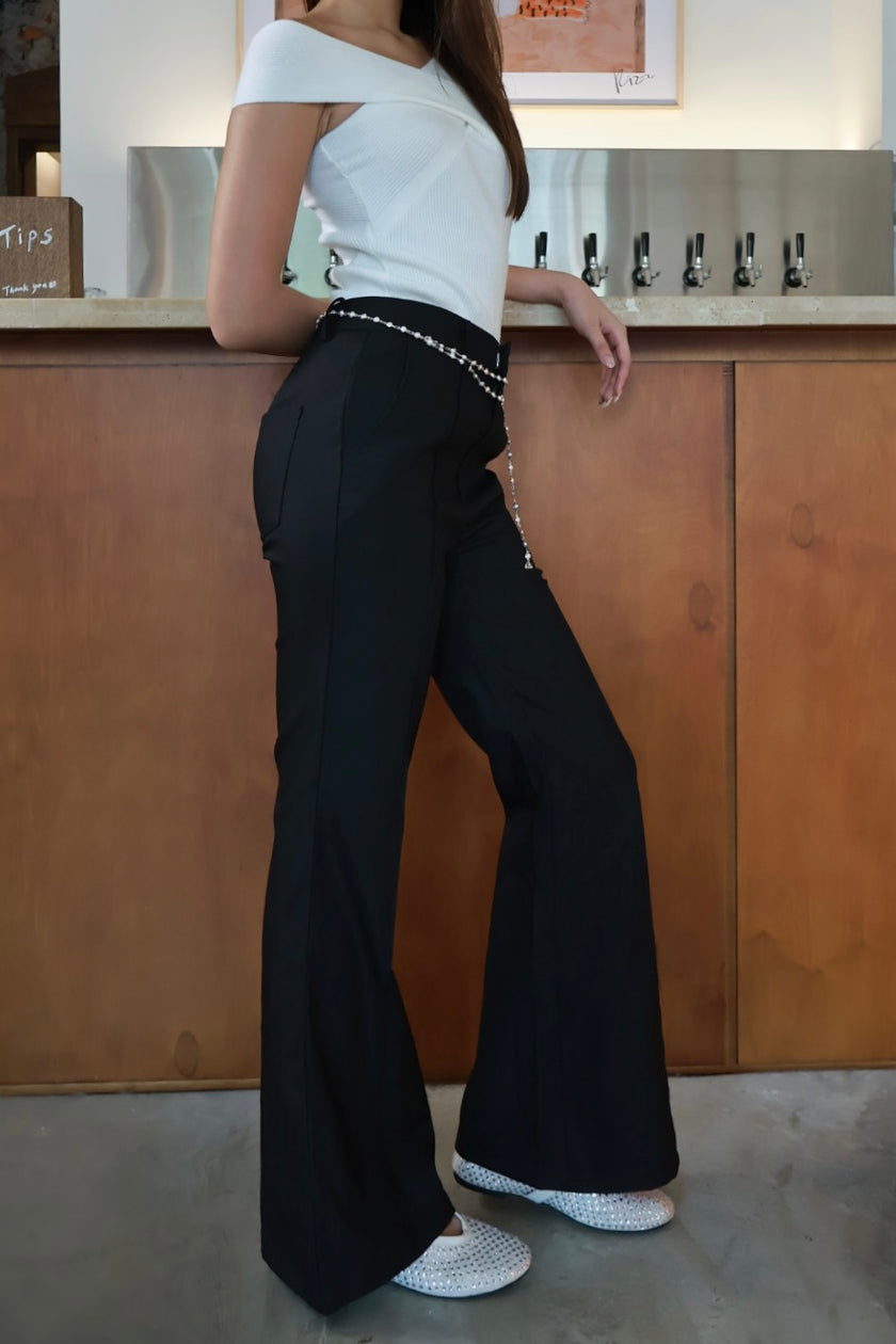 都市微喇叭西裝褲-黑