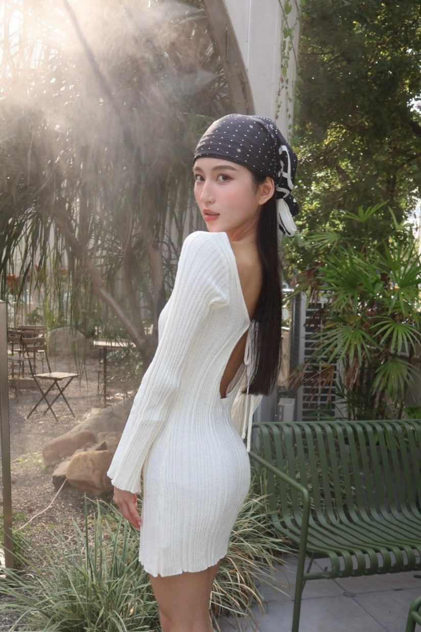 完美針織美背洋裝-杏