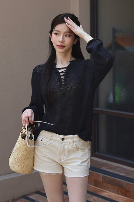 抽鬚設計牛仔短褲-米白