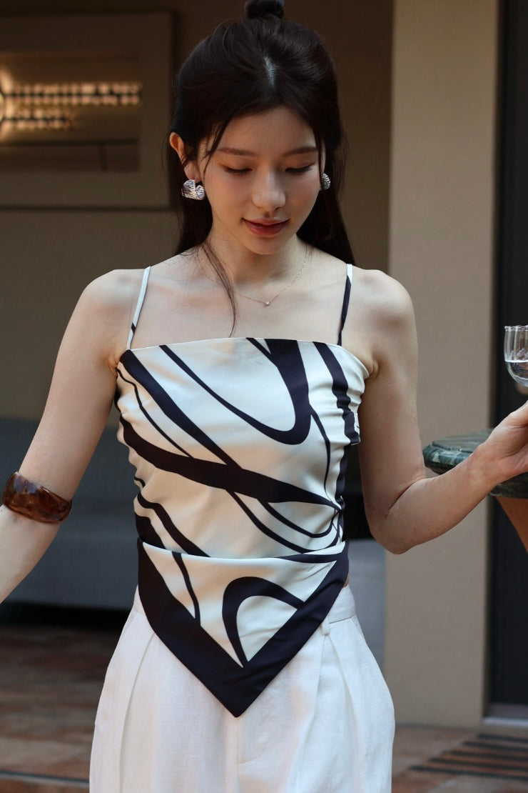 微光弧形線條耳環-銀