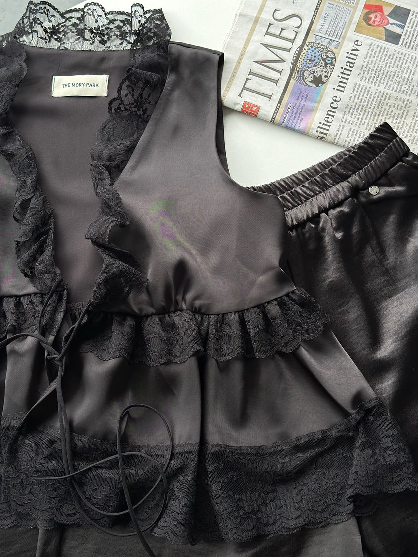 緞光蕾絲綁帶背心-黑