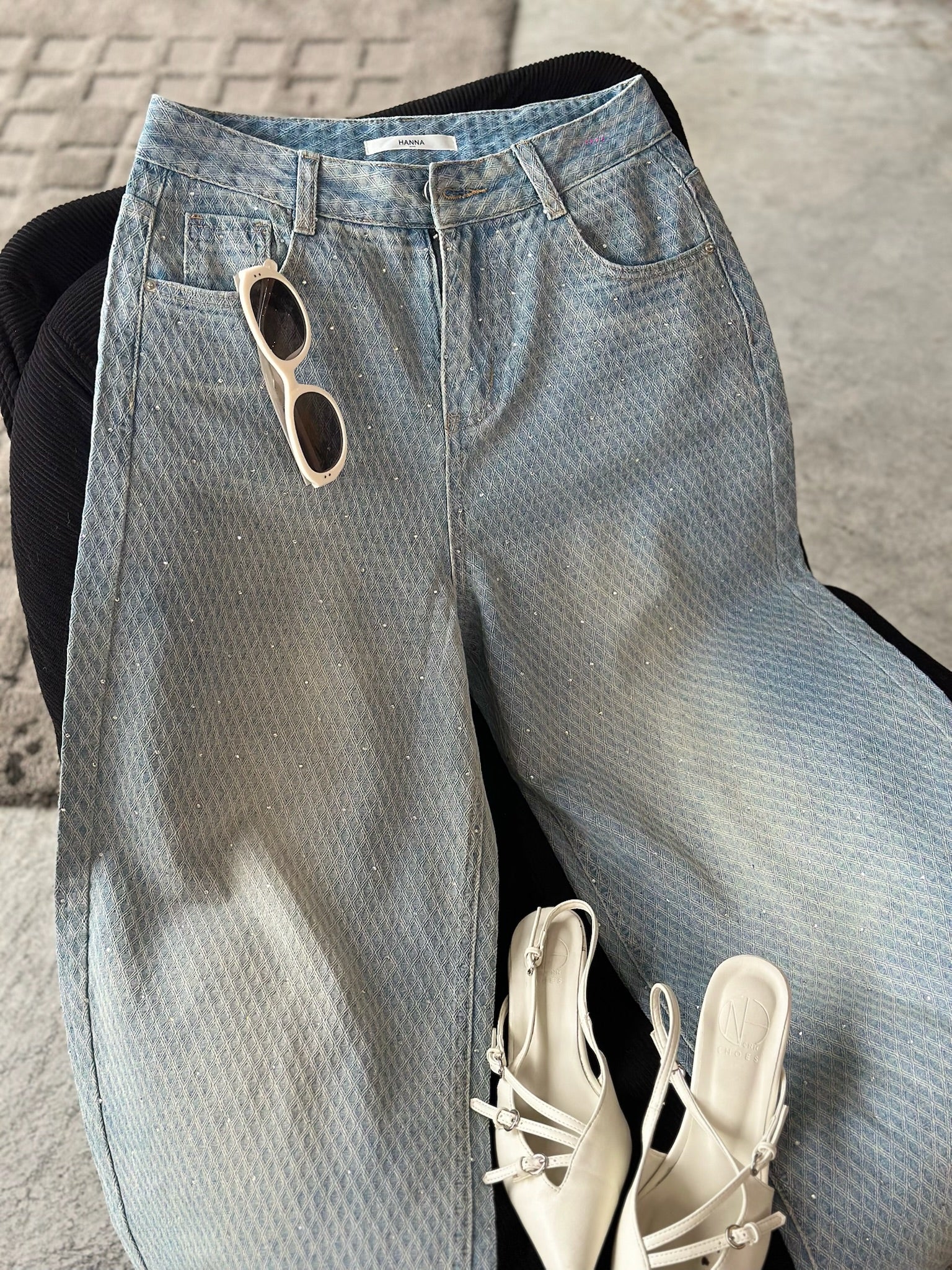 人魚菱格滿鑽牛仔寬褲-淺藍