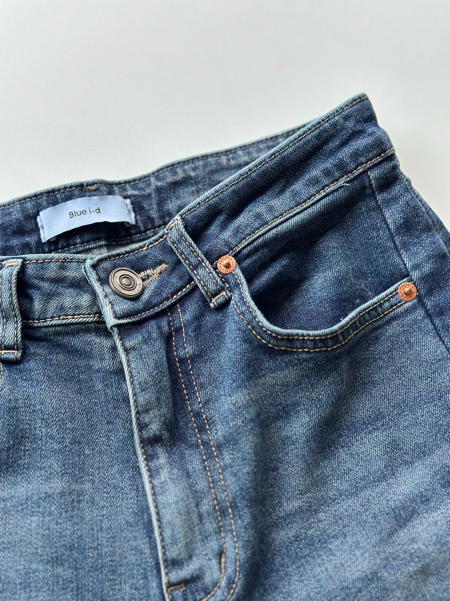 重磅挺版窄身牛仔褲-牛仔藍