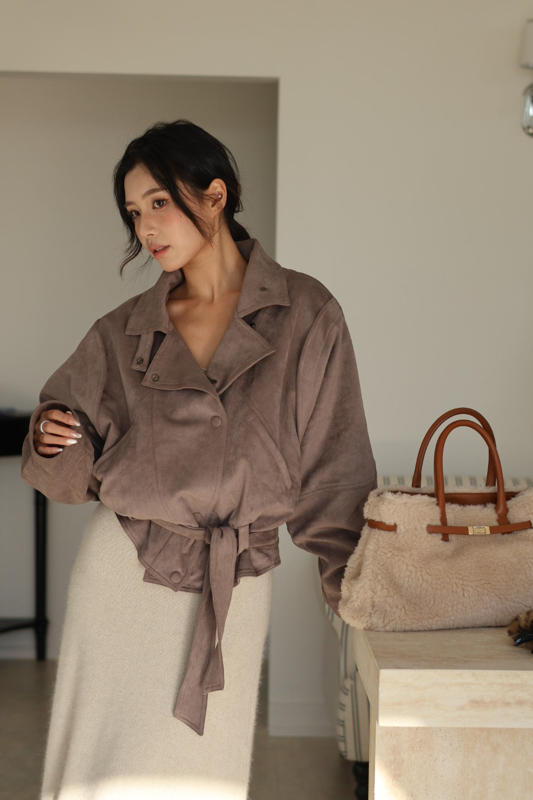 霧感翻領麂皮騎士外套-咖灰