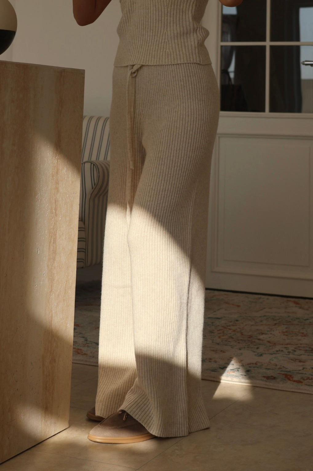 慵懶羊毛針織寬褲-杏