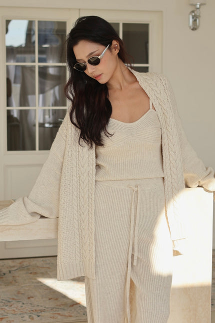 慵懶羊毛針織寬褲-杏