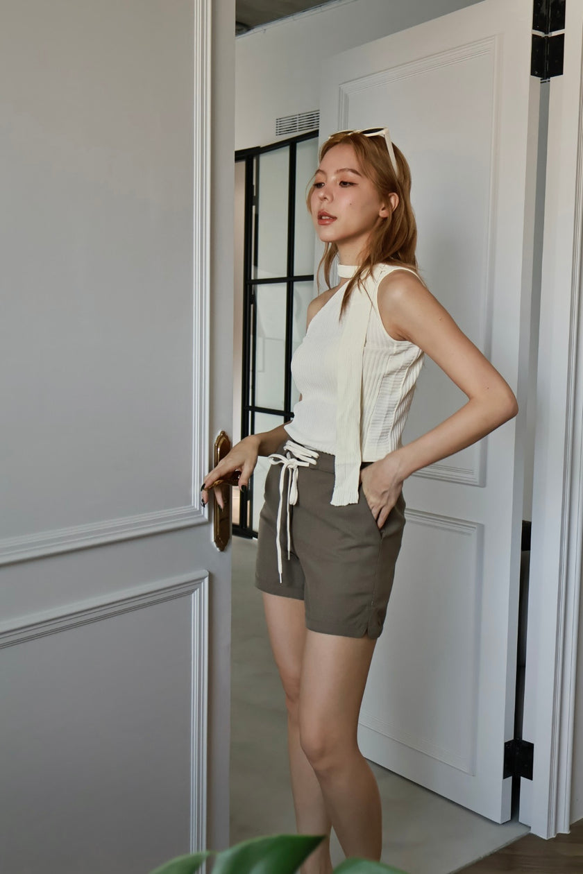 亞麻抽繩短褲-灰綠