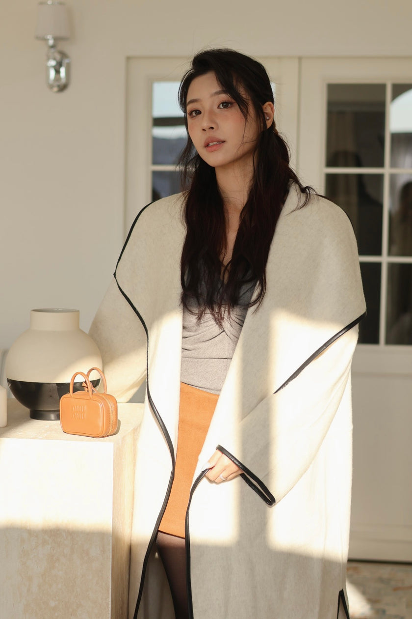 靜奢羊毛滾邊長大衣-杏灰