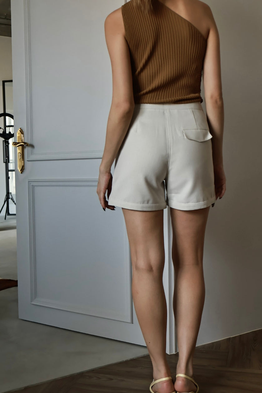 亞麻抽繩短褲-米杏