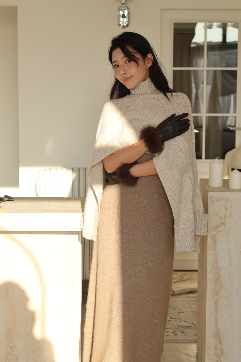 羊絨編織立領斗篷-杏