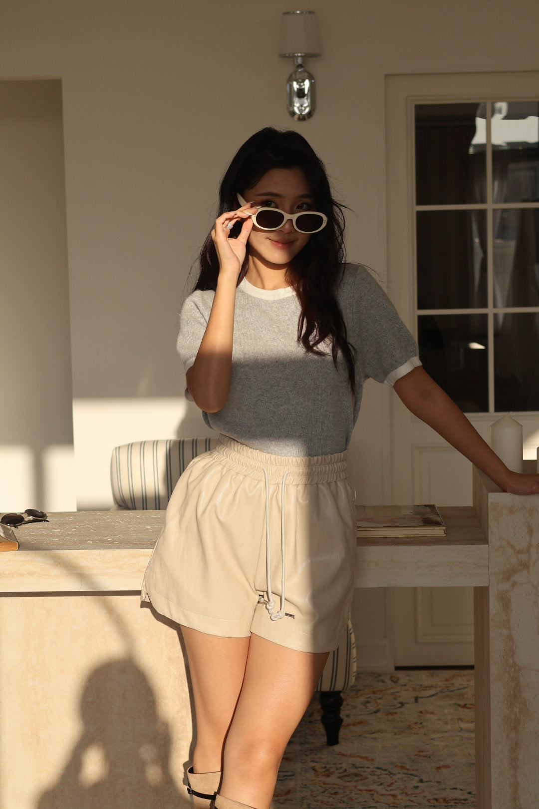 復古鬆緊皮革短褲-杏