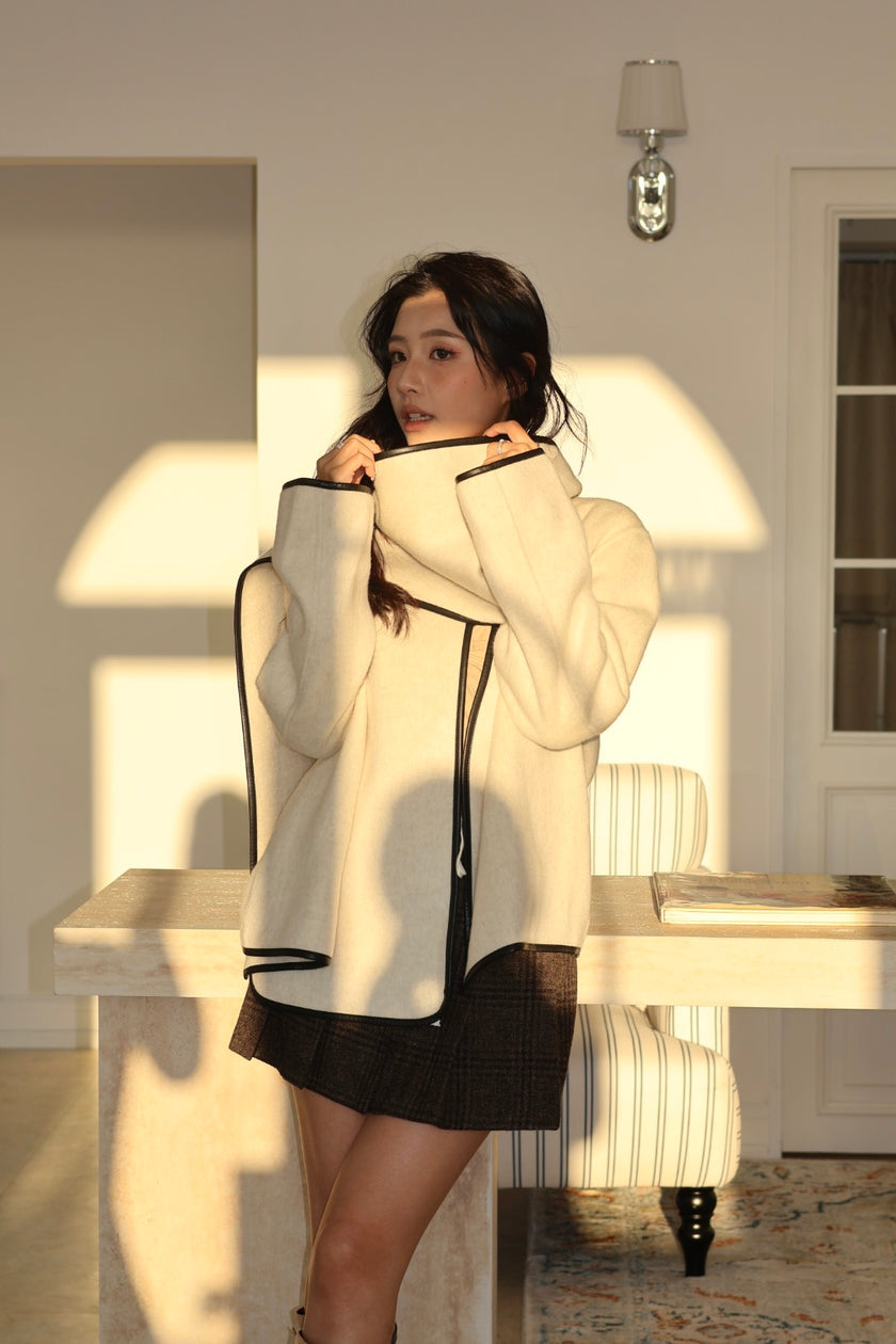 靜奢羊毛滾邊短外套＋圍巾-杏灰