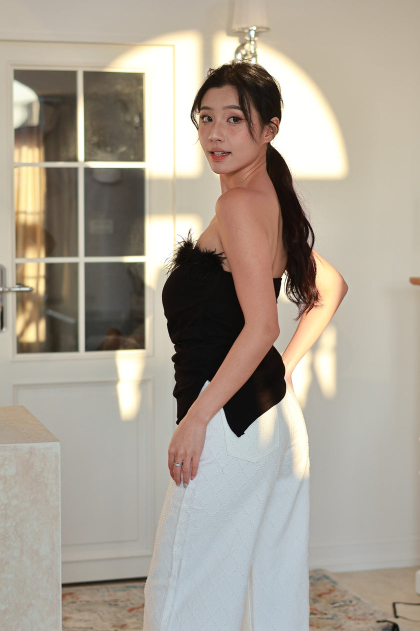 節日氛圍毛毛平口上衣-黑