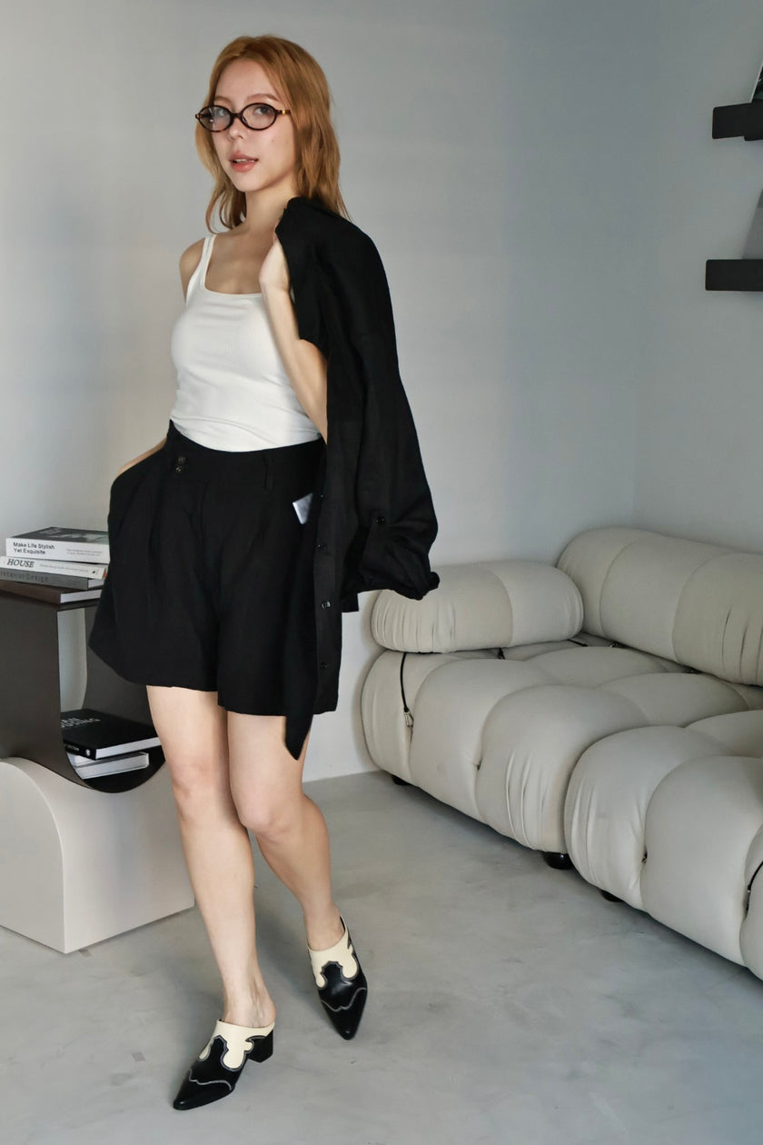 慵懶亞麻雙釦短褲-黑