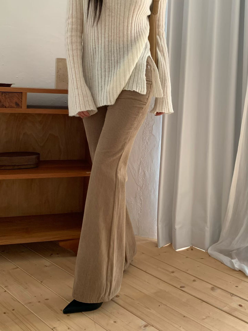 巴恩風燈絨芯小喇叭褲-卡其