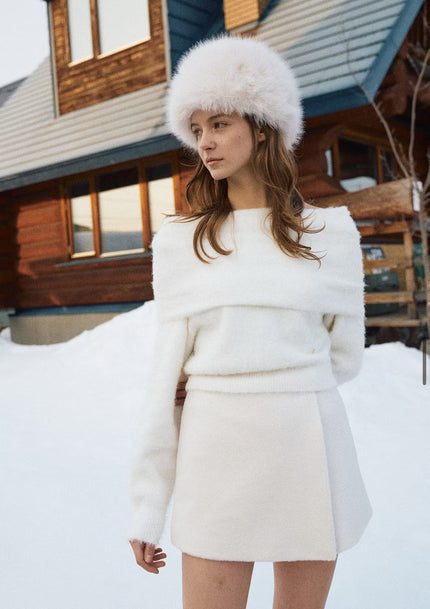 羊毛翻領平口上衣-白